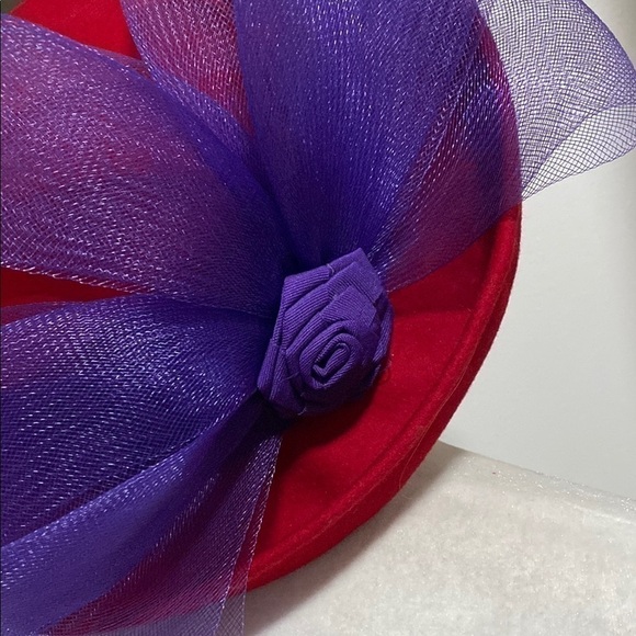 Red Hat Society Purple Ribbon Flower Derby Wool Hat Christmas Holiday Party - Picture 9 of 16
